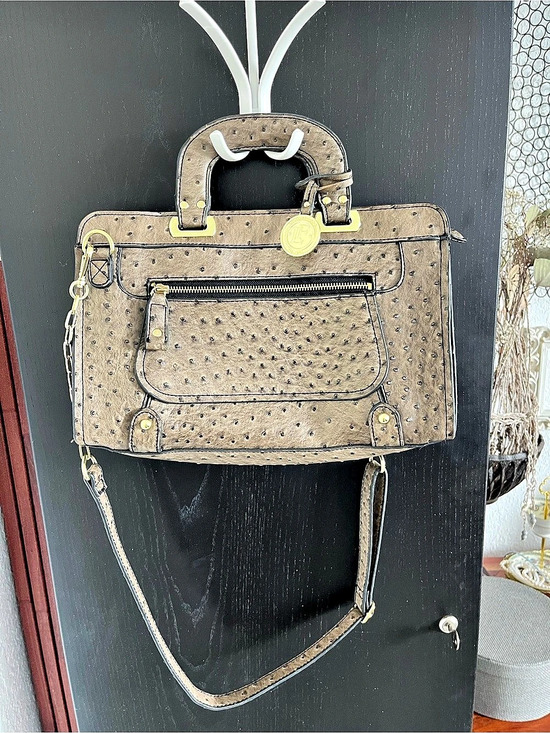 London Fog Handbags - London Fog Faux Ostrich Purse